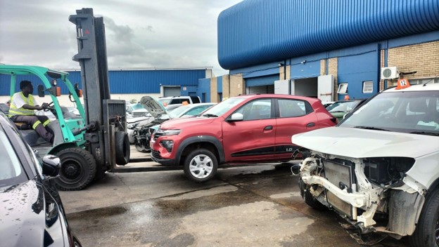 Source reasonably priced crashed cars at Hallmark Auto