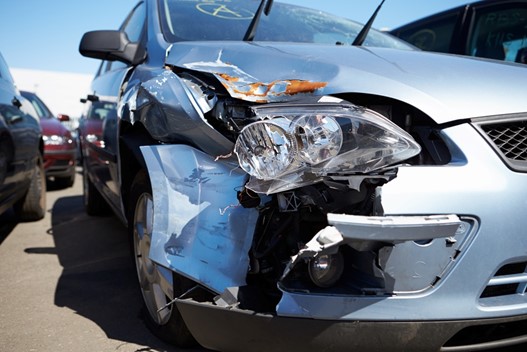 Cheap accident-damaged cars for sale at Hallmark Auto